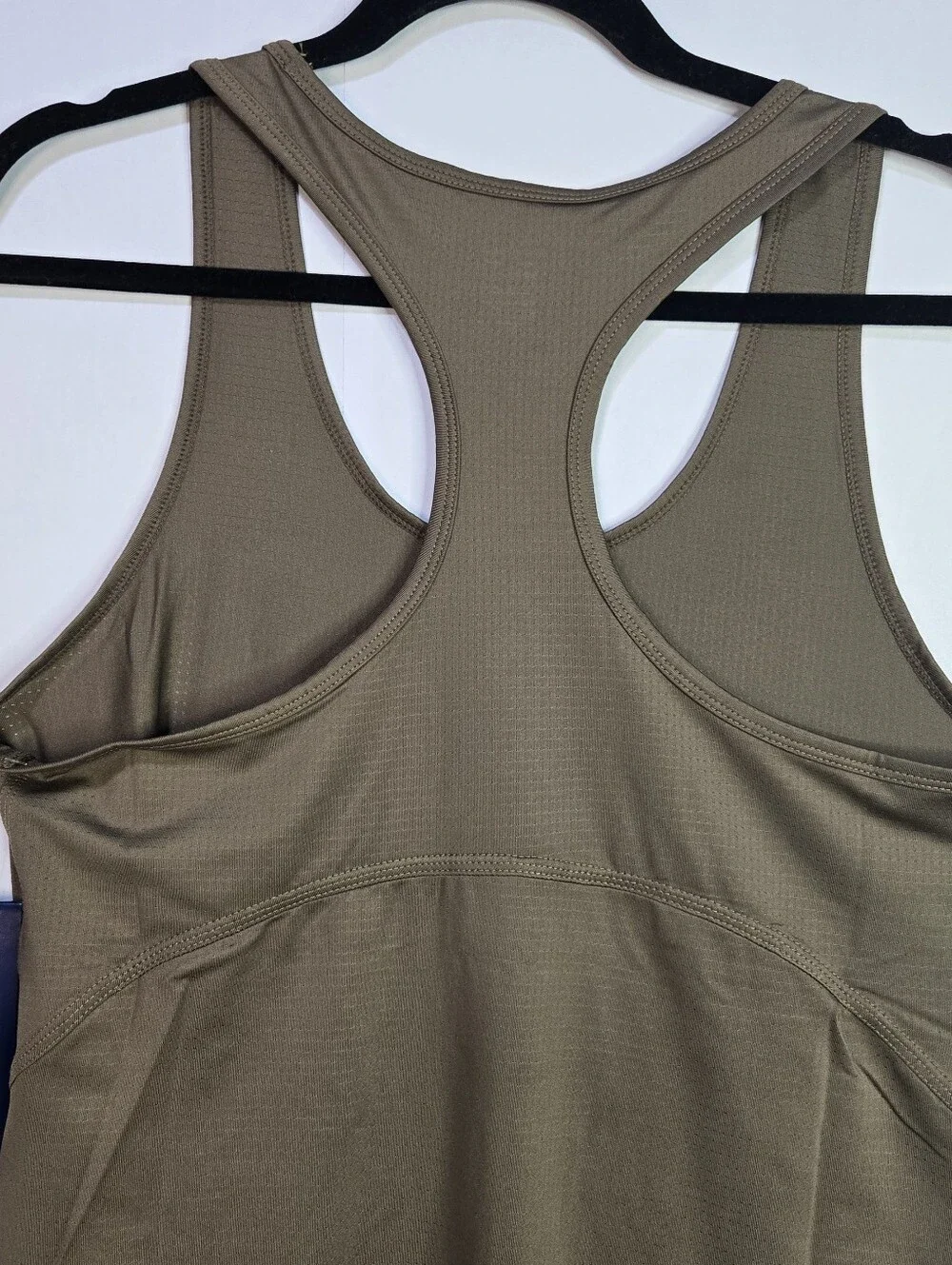 Reebok Women Athletic Stretch Mesh Singlet Tank Top Slim Fit In Trek Grey NWT